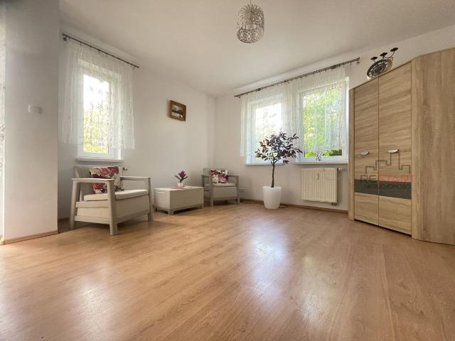 Mieszkanie na sprzedaż 1 pokój Żyrardów, 32,50 m2, parter