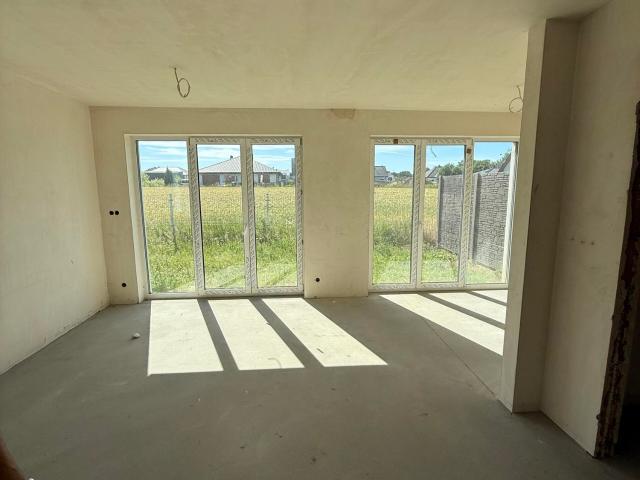 Mieszkanie na sprzedaż 2 pokoje Kalisz, 54 m2, parter