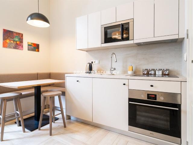 Mieszkanie na sprzedaż 2 pokoje Kraków Stare Miasto, 35,25 m2, 1 piętro