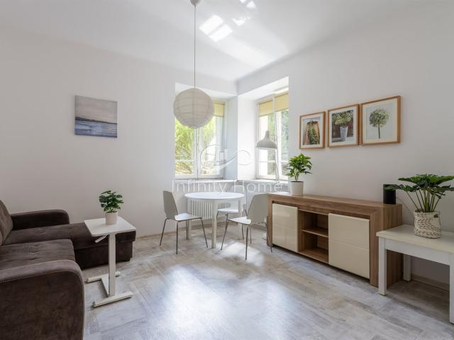 Mieszkanie na sprzedaż 2 pokoje Warszawa Ochota, 36 m2, parter