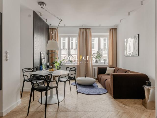 Mieszkanie na sprzedaż 2 pokoje Warszawa Śródmieście, 43,89 m2, 1 piętro