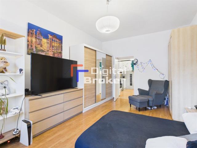 Mieszkanie na sprzedaż 2 pokoje Warszawa Śródmieście, 38 m2, 1 piętro