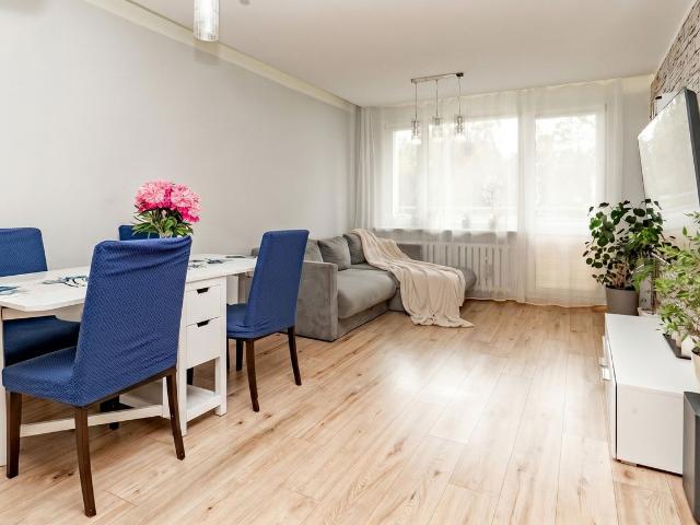 Mieszkanie na sprzedaż 4 pokoje Elbląg, 72,80 m2, parter