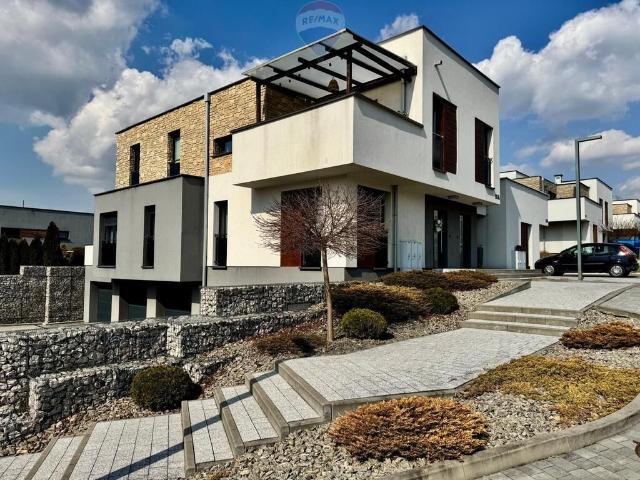 Mieszkanie na sprzedaż 4 pokoje Rybnik, 111,34 m2, parter