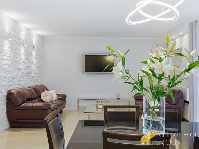Mieszkanie na sprzedaż 4 pokoje Warszawa Mokotów, 116,80 m2, 1 piętro