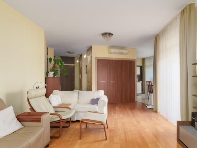 Mieszkanie na sprzedaż 4 pokoje Warszawa Praga Południe, 118,22 m2, 3 piętro