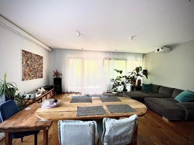 Mieszkanie na sprzedaż 5 pokoi Warszawa Wilanów, 131,02 m2, parter