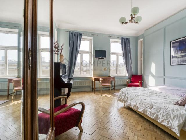 Mieszkanie na sprzedaż 6 pokoi Warszawa Śródmieście, 162,49 m2, 4 piętro