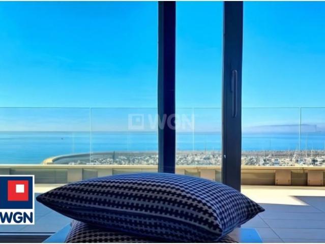 Mieszkanie na sprzedaż Salerno Apartament z panoramicznym tarasem w Marina di Arechi, Torre in Corten, Włochy