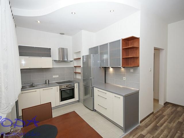 Mieszkanie do wynajęcia, Chorzów Beskidzka, 1799 PLN, 54 m2, domy 1917/988/OMW