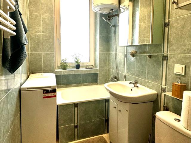 Mieszkanie kawalerka z oddzielną kuchnią 33 m² na wynajem Gdynia, Śródmieście