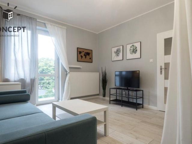 Mieszkanie kawalerka z oddzielną kuchnią 35 m² na wynajem Wrocław, Krzyki