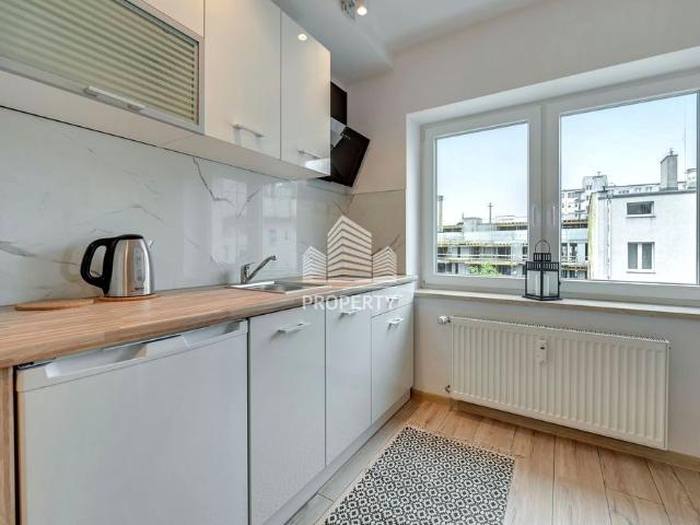 Mieszkanie kawalerka z aneksem kuchennym 20 m² na wynajem Gdynia, Śródmieście