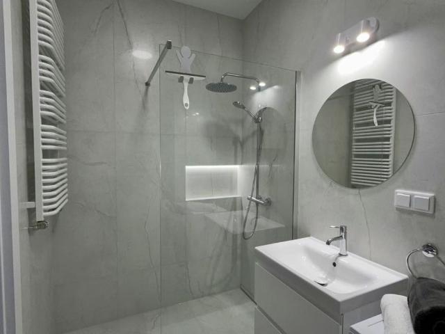 Mieszkanie, klimatyzacja, miejsce parkingowe 40.12 m²
