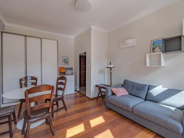 Mieszkanie przy Starym Rynku n wynajem 32.75 m²