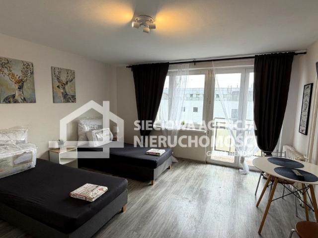 Mieszkanie w bloku mieszkalnym 25 m² przy lesie na wynajem Gdynia, Śródmieście
