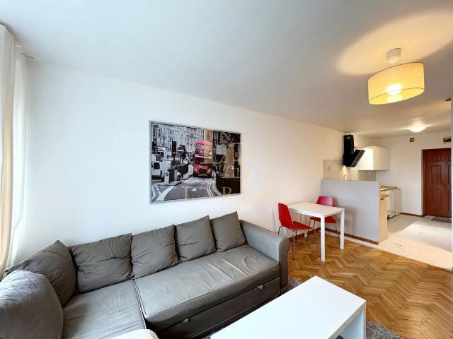 Mieszkanie w bloku mieszkalnym 29 m² przy lesie na wynajem Warszawa, Żoliborz