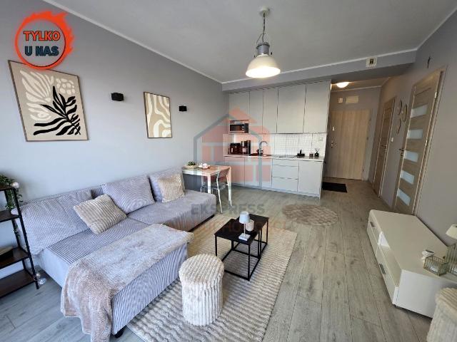 Mieszkanie w bloku mieszkalnym 35,70 m² nad morzem na wynajem ul. Morska, Reda