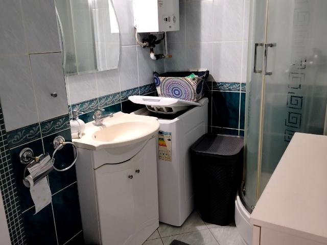 Mieszkanie w bloku mieszkalnym 37 m² przy lesie na wynajem Olsztyn, Stare Miasto