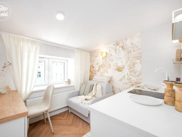 Mieszkanie 10,61 m², Łódź