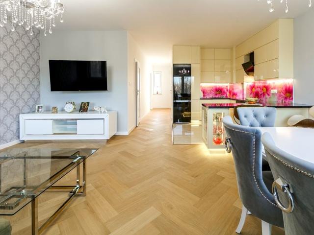 Mieszkanie 115 m², Wola Mrokowska