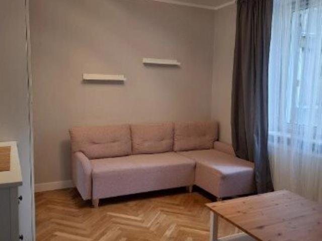 Mieszkanie 28 m² w Warszawie blisko centrum i komunikacji