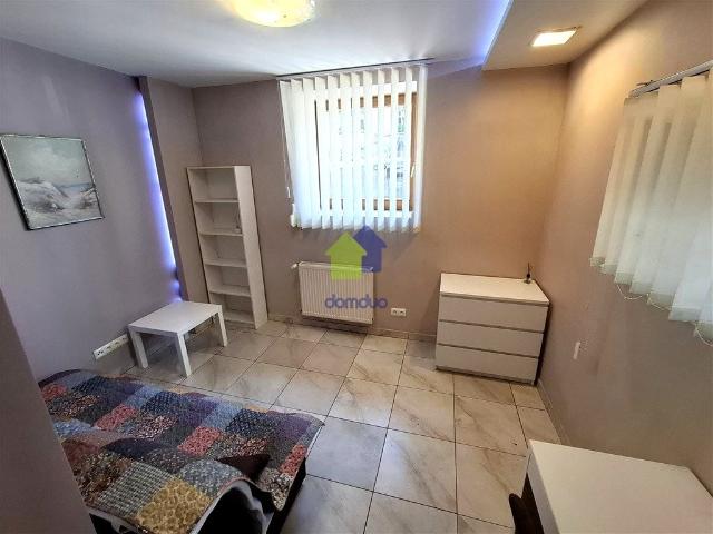 Mieszkanie 28 m² z kuchnią z oknem na wynajem Kraków, Krowodrza