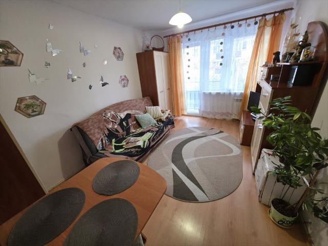 Mieszkanie 2 pokoje z potencjałem, balkon, piwnica