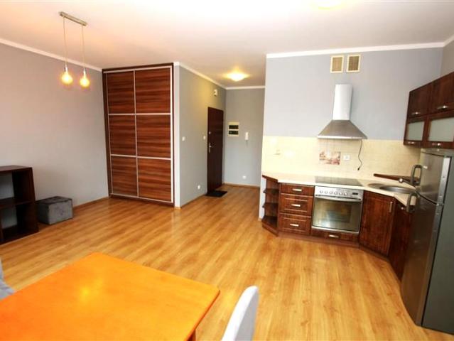 Mieszkanie 35,50 m² z kuchnią z oknem na wynajem Elbląg, Stare Miasto
