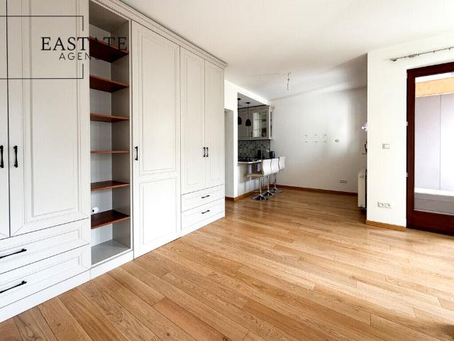 Mieszkanie 36 m² z aneksem kuchennym na wynajem ul. Pokorna, Warszawa, Śródmieście