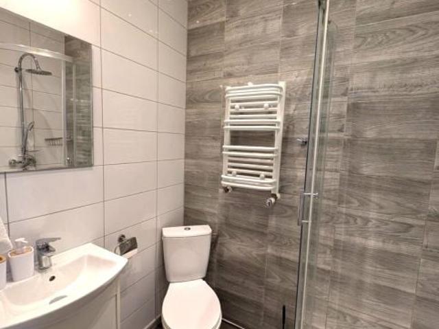 Mieszkanie 30 m², Goszczanowo