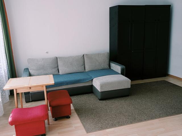 Mieszkanie 31 m² w Rzeszowie jasny pokój z balkonem