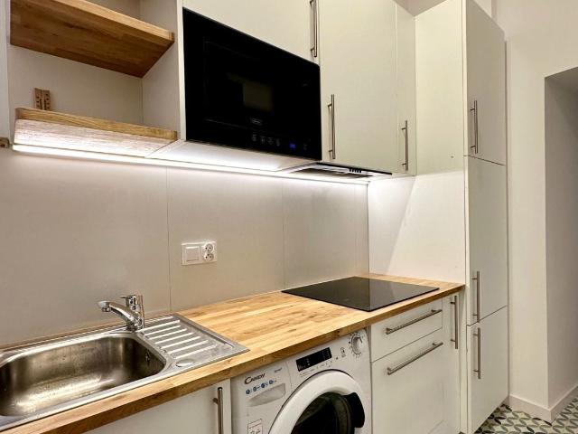 Mieszkanie 32 m² z aneksem kuchennym na wynajem ul. Garncarska, Kraków, Stare Miasto