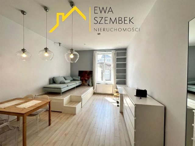 Mieszkanie 32 m² z aneksem kuchennym na wynajem ul. Traugutta, Kraków, Stare Podgórze