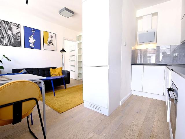Mieszkanie 33 m² z kuchnią z oknem na wynajem Warszawa, Śródmieście Południowe