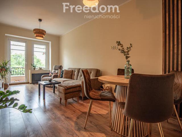 Mieszkanie 3 pokoje, 67 m², balkon