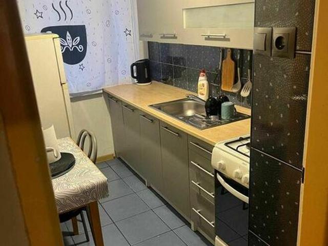Mieszkanie 3 pokojowe 49m2 na wynajem, Złotego Wieku