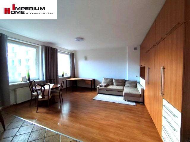 Mieszkanie 40 m² z kuchnią z oknem na wynajem Gdynia, Śródmieście