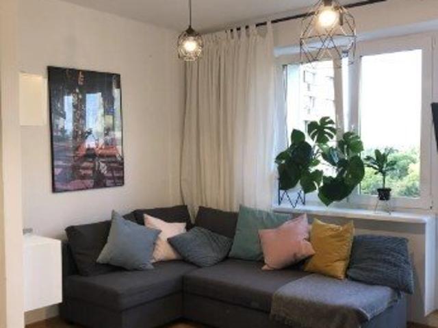 Mieszkanie 42 m² 3 pokoje z balkonem na Mokotowie