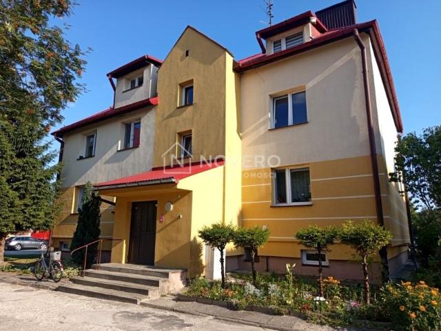 Mieszkanie 54 m², Narol