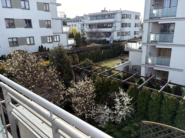 Mieszkanie 56 m² z oddzielną kuchnią na wynajem Warszawa, Lewandów