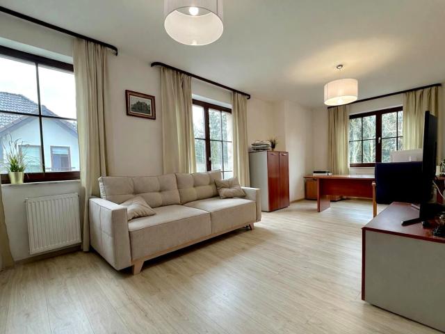 Mieszkanie 51 m² z aneksem kuchennym na wynajem ul. Wyścigowa, Wrocław, Krzyki