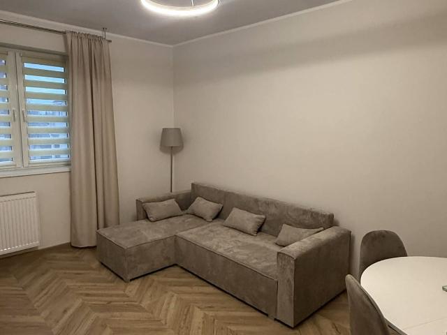 Mieszkanie 51 m² z kuchnią z oknem na wynajem ul. Fiołkowa, Wrocław