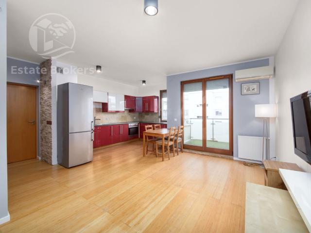 Mieszkanie 52,01 m² z kuchnią z oknem na wynajem Wrocław, Krzyki