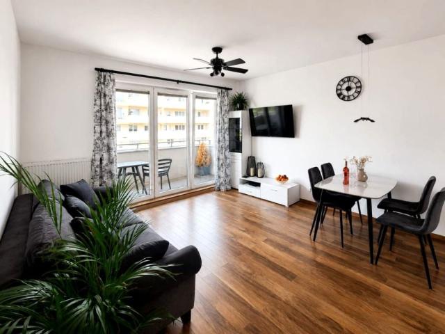 Mieszkanie 53,60 m², Reda