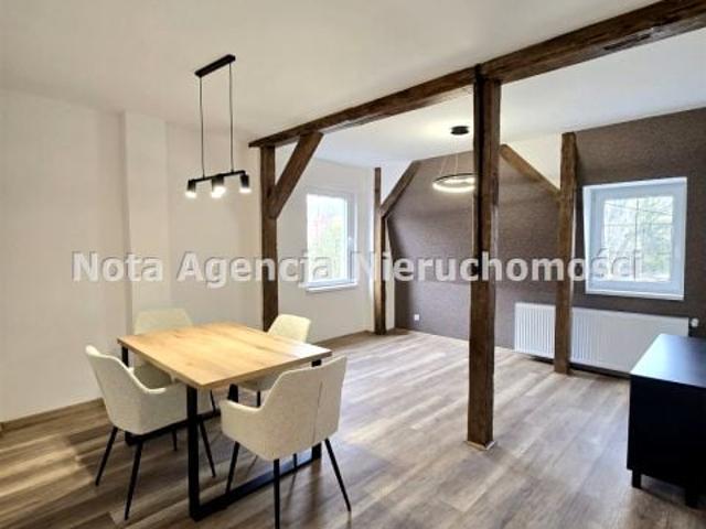Mieszkanie 63 m², Wałbrzych