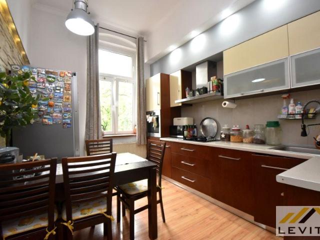 Mieszkanie 63 m², Zabrze