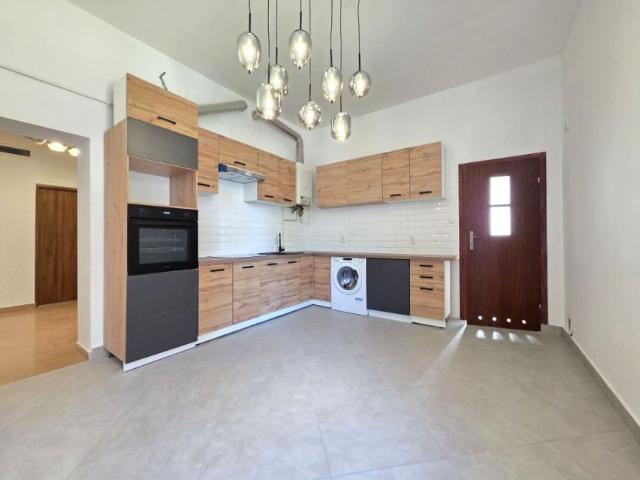 Mieszkanie 74 m², Wałbrzych