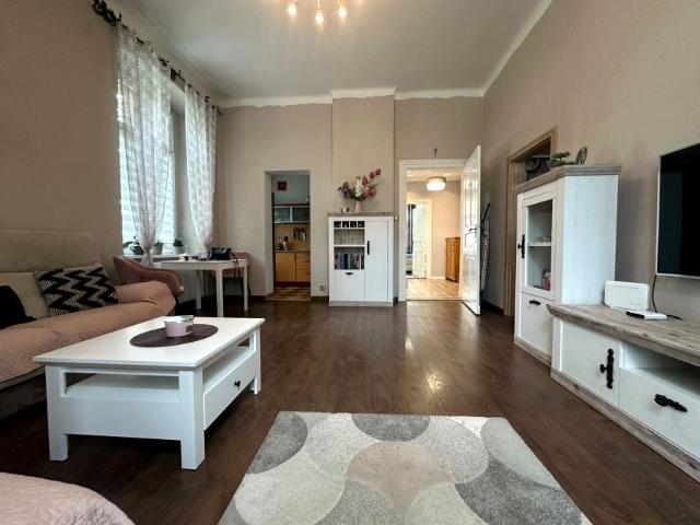 Mieszkanie 78 m², Jelenia Góra