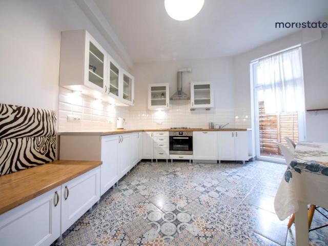 Mieszkanie 89 m² z kuchnią z oknem na wynajem Kraków, Stare Miasto
